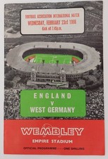 Stadion Zeitung 1966 England gegen West Germany 23. 02. 1966 Wembley Stadion