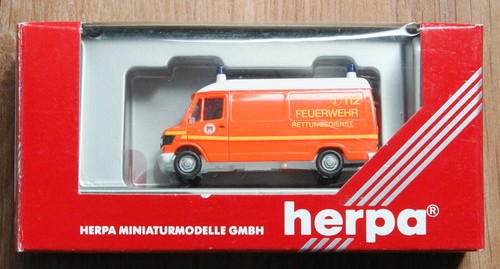 Herpa mercedes benz rtw - herpa, mercedes-benz