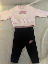 Nike Babyanzug 2-teilig Gr. 56-62 (0-3 Monate)