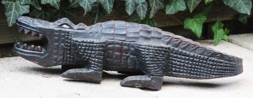 Krokodil holzschnitzerei 30cm - holzschnitzerei,