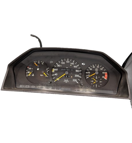 Mercedes benz w124 - benz,