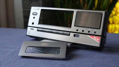 Sony dtc front panel mint - sony,