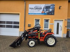Kleintraktor Hinomoto C 174