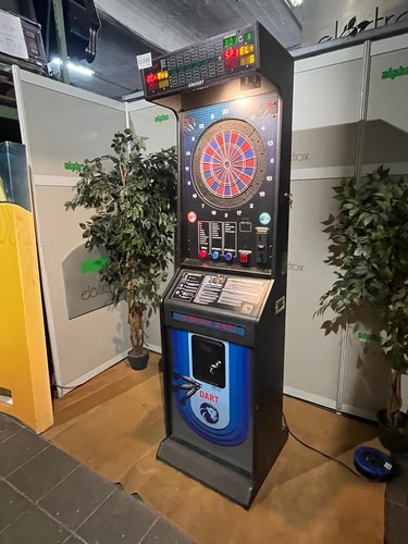 Löwen hb9 dart spieler - löwen, dart,