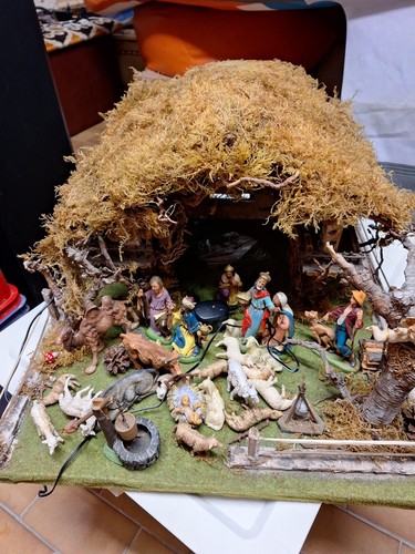 Große alte weihnachts krippe - große,