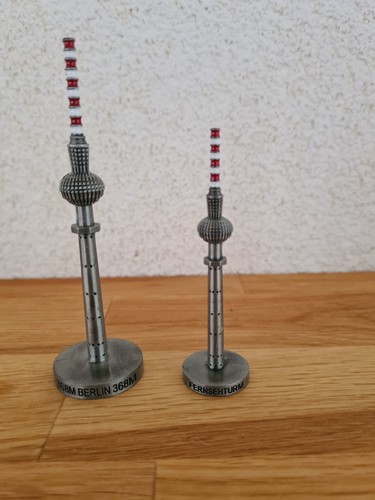 Berliner fernsehturm aus - fernsehturm,