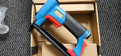 Druckluft polstertacker - druckluft,