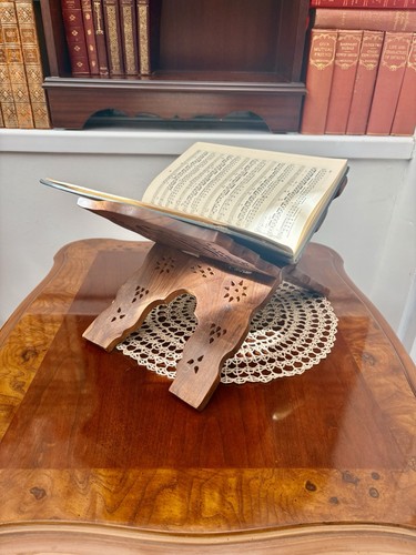 Vintage hand carved - hand,