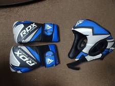 RDX-box helm 6-11 jahre,RDX-Boxhandschuhe 6 oz  6-11 jahre. Top Zustand