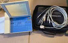Schiller AT 10 Elektrokardiograph mit Tasche und Patientenkabel  (Gerät 3)