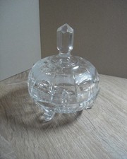 Kristallglasschale mit Deckel