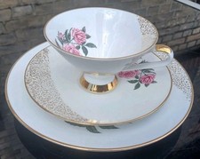 Mitterteich Bavaria Porzellan Sammeltasse 3 teilig Rosen/Golddekor
