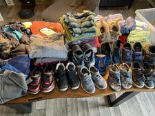 Jungen Bekleidungspaket 104/110/116 Viele Schuhe