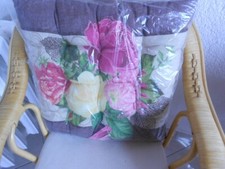 Stuhlkissen   5x Sitz- und Rückenkissen.sehr hochwertig 46x46x7 cm,1 saison ben.