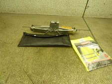 Wagenheber Radschlüssel Abschlepphaken Warnweste Nissan NV200 1.5 dCi 99550JX50A