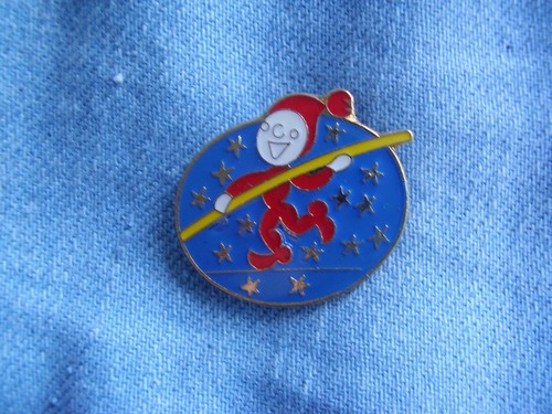 Pin zirkus knie - knie, zirkusartist