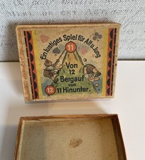 antikes Kartenspiel / von 12 Bergauf - von 11 Hinunter