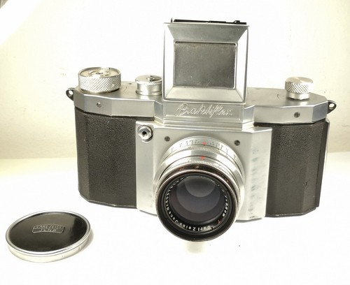 Praktiflex camera with - camera, carl