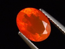 Feueropal 1,29 Ct. Oval Mexiko