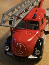 Siku Feuerwehrdrehleiter Magirus Deutz Modell 4114 Maßstab 1:50 Metallguss
