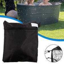 Schwarze ovale Abdeckungen aus