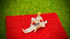 1:87 Verschiedene Sexy Szenen Liebespaar Figuren H0 HO Diorama Modellbahn Liebe