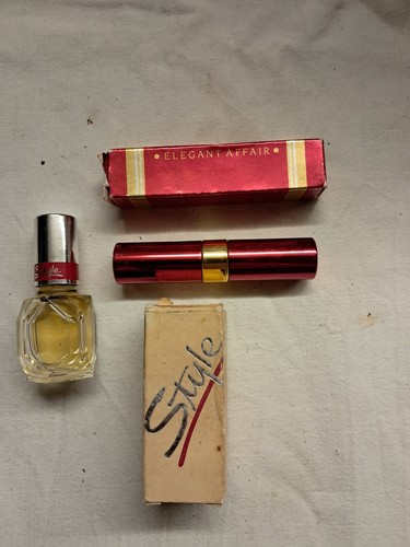 Avon deco 1970s style - avon,