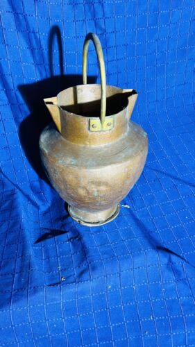 Krug wasser kanne - wasser, bronze