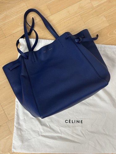 Wow celine phantom bag - celine,