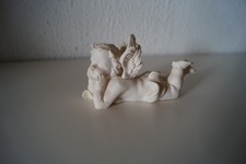 Dekofigur - liegender Engel - ca. 9 cm lang - gebraucht