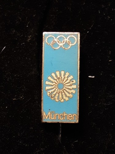 Olympics sports pin badge - pin,