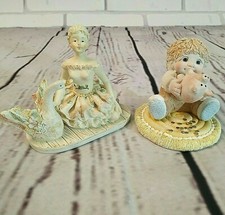 Cute Vintage Porcelain Cast