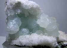 Blauer Prehnit xx Quarz xx ⚒ Steinbruch Kandivali / Malad / Maharashtra / Indien