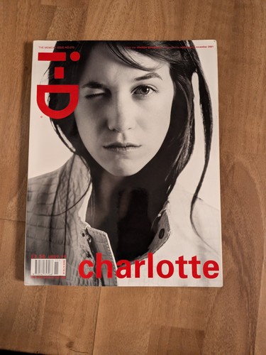 Magazine 2001 november - i-d,