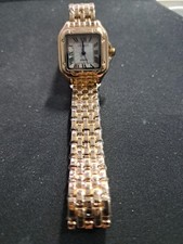 Fashion Square Damenuhr Casual Metallarmband Quarzuhren Sportarmbanduhr für UNI