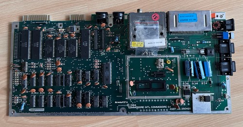 Commodore c64 mainboard - commodore,
