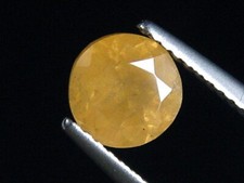 Scheelit 2,72 Ct. Rund