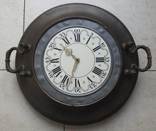 WAND-UHR ALTES BULLAUGE HANDARBEIT PARTYKELLER