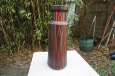 Vase rot schwarz blau