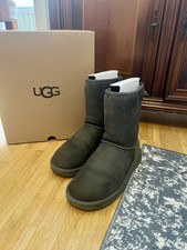 UGG Boots W Classic Short 2 in grau EU39 / US8 / UK6