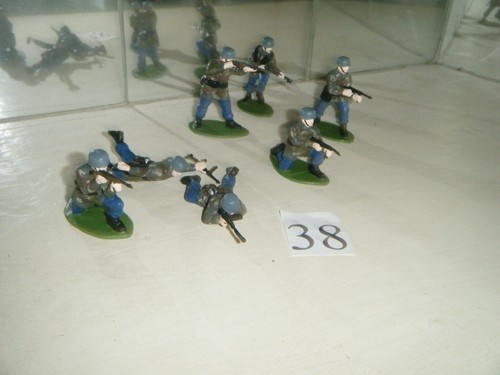 Figuren nr 38 - 1:32, nr.38