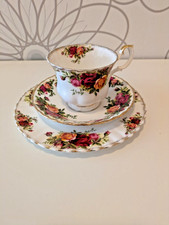 Royal Albert Teile Kaffeegedeck Old Country Roses England 