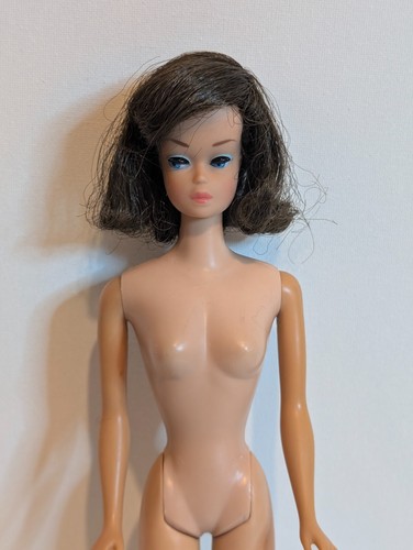 Vintage fashion queen barbie - fashion,