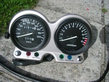 Cockpit Instrumente nur 21514 km meters clocks Suzuki GS 500 E GM51B