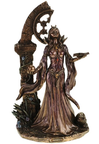 Aradia wiccakönigin der - der, hexen