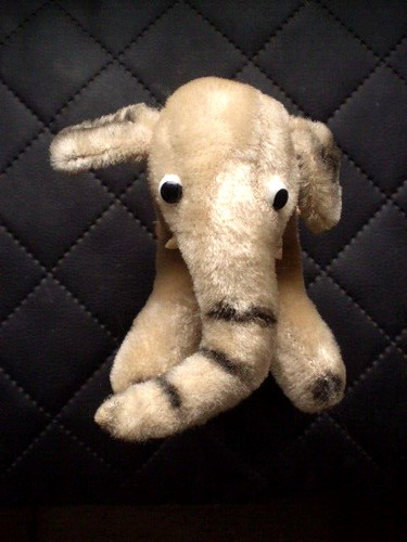 Filz elefant mit roter - filz,