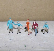 Figuren H0 1:87 Preiser und andere, handbemalt "Am Hotel"