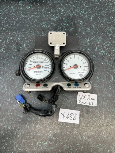 Suzuki 800 cockpit - suzuki,