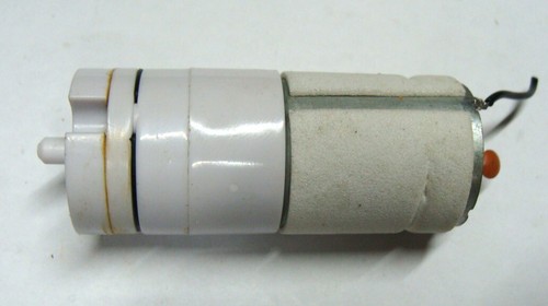 Kleiner elektromotor - kleiner,