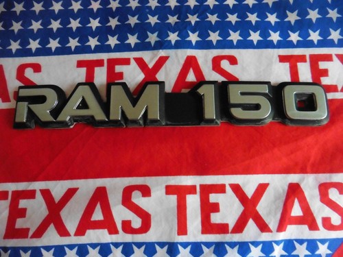Schriftzug dodge ram 150 - us,